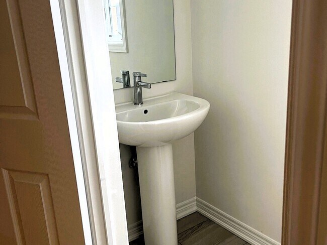Building Photo - Thoughtfully Designed, Open Concept Layout...