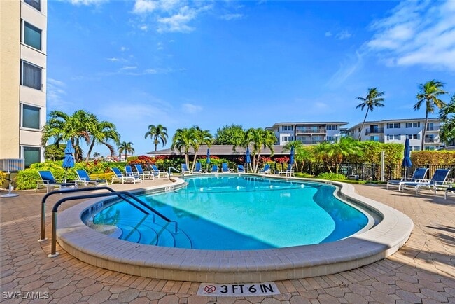 Foto del edificio - 3420 Gulf Shore Blvd N