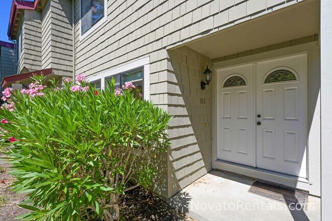 Building Photo - 101 Albion Ct