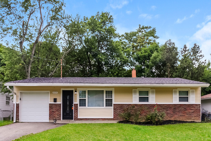 Primary Photo - Charming 3 Bedroom with Updates and Spacio...