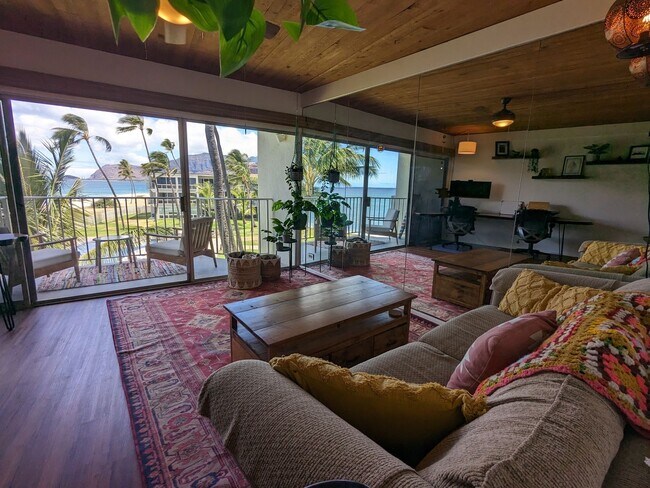 Building Photo - Maili Cove - One Bedroom