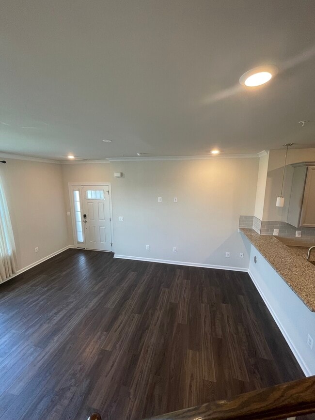 Building Photo - 4914 Macdonough Pl