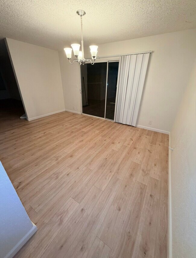 Foto del edificio - 8542 German Dr