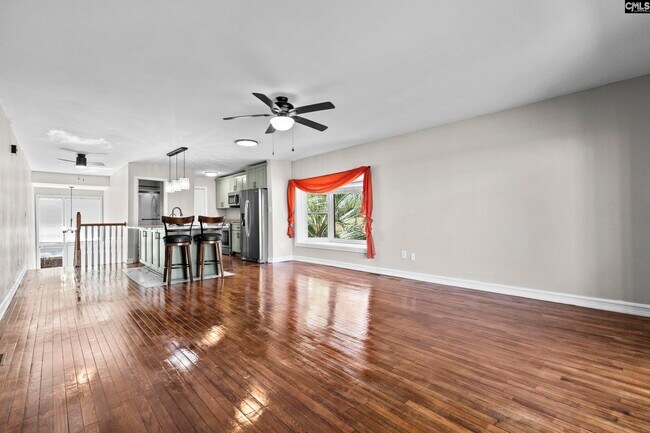 Foto del edificio - 1 Low Hill Ln