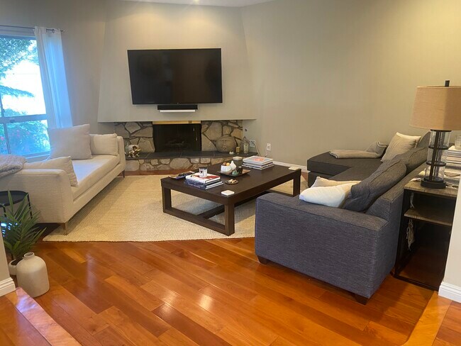 Foto del edificio - 13610 Collins St