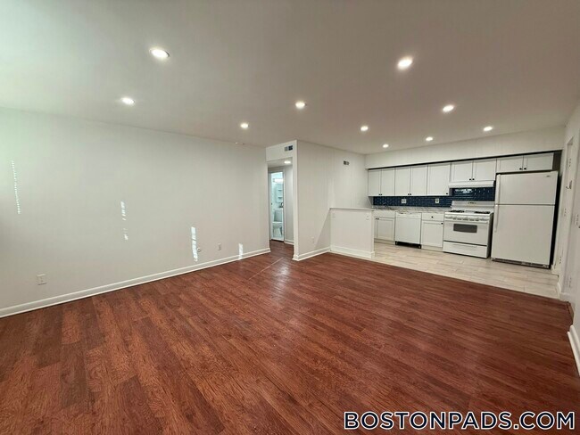 Foto del edificio - 20 Hubbard Ave