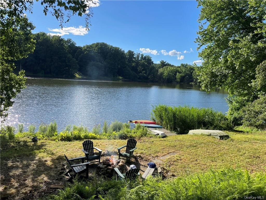 Foto principal - 147 Shear Hill Rd