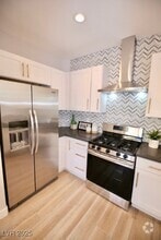 Building Photo - 1838 Thunder Mountain Dr