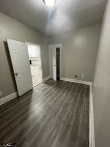 Building Photo - 534 Norwood St