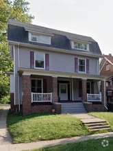 Building Photo - 915 W Main St