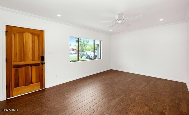 Building Photo - 4228 N 44th Pl