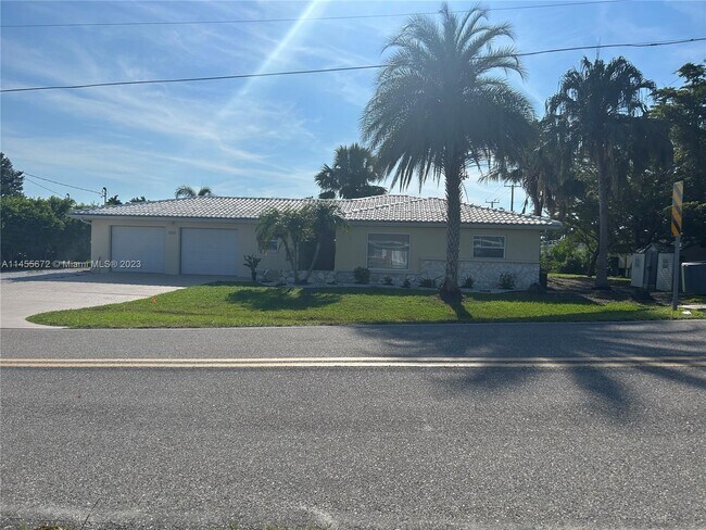 Foto del edificio - 3120 Magnolia Way