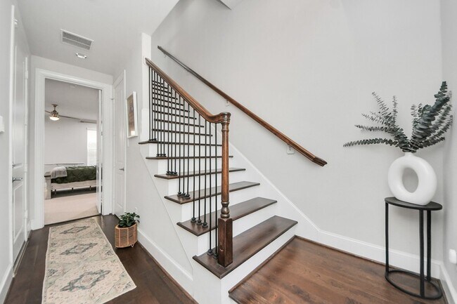 Foto del edificio - 9614 Riddlewood Ln