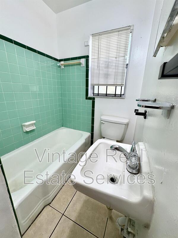 Foto del edificio - 1741b W Spruce St