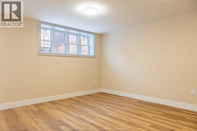 Building Photo - 3495 Bloomfield Rd