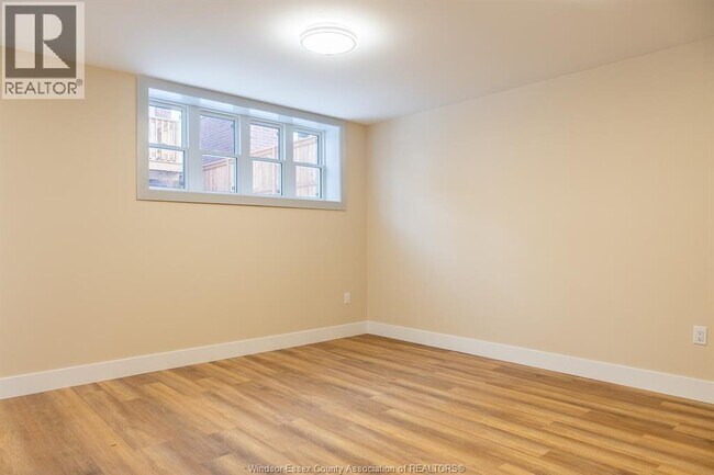 Photo du bâtiment - 3495 Bloomfield Rd