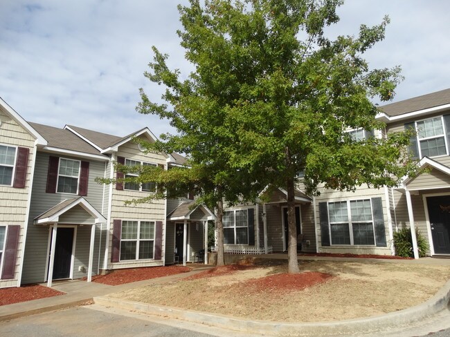 Vineyard Creek Apartments Griffin, GA