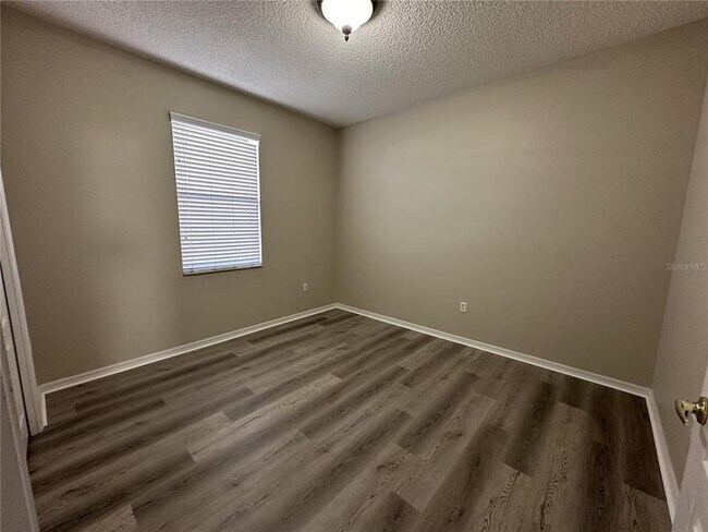 Building Photo - 610 Terranova Dr