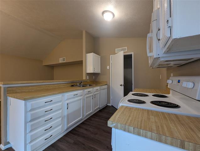 Foto del edificio - 4629 Chapman St