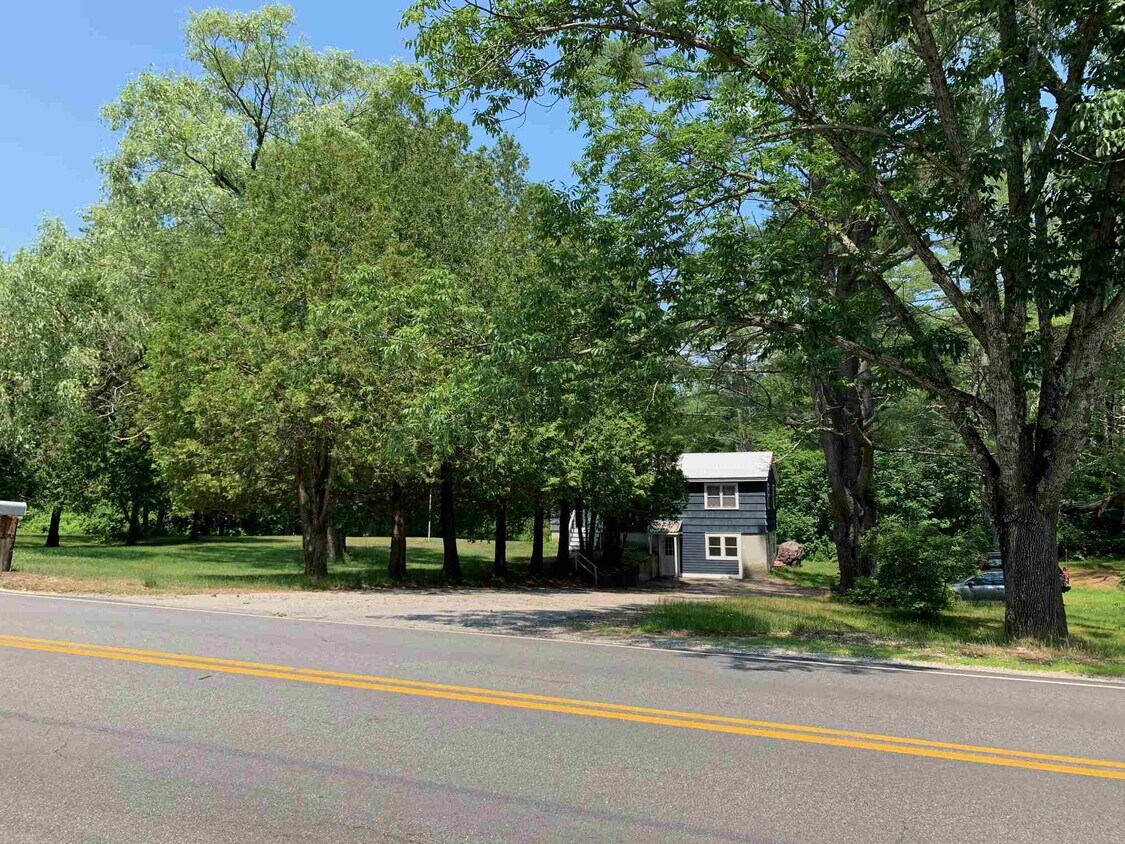 Foto principal - 20 Old Turnpike Rd