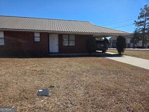 Building Photo - 322 Randolph Dr