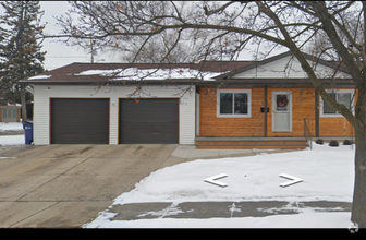 Building Photo - 711 Dorroll St NE