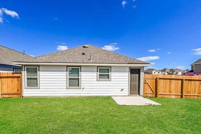 Foto del edificio - 2884 Briggs Dr