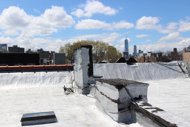 Foto del edificio - 269 E 10th St