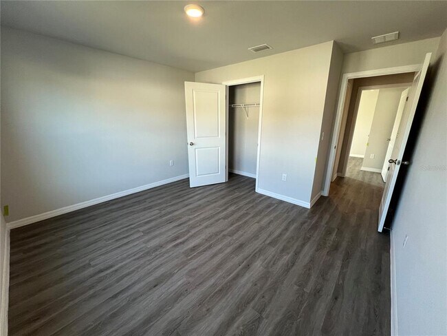 Foto del edificio - 1392 Stone Ridge Cir