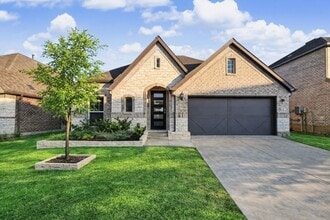 Building Photo - 16617 Hidden Cove Dr