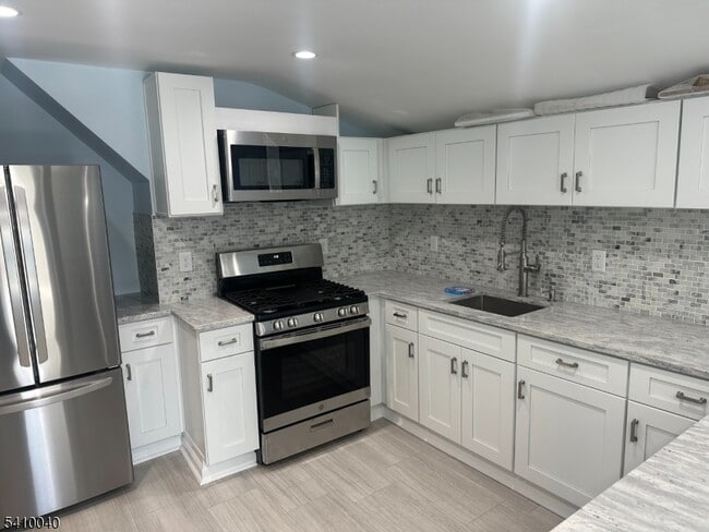 Foto del edificio - 202 Black Oak Ridge Rd