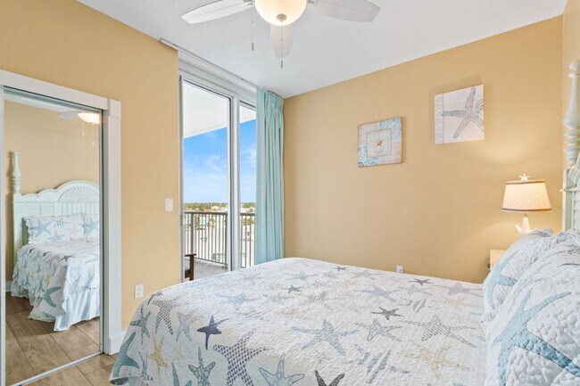 Foto del edificio - 521 W Beach Blvd