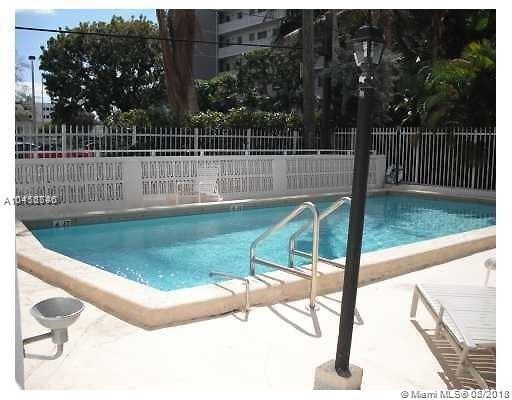 Foto del edificio - 1340  Lincoln Rd