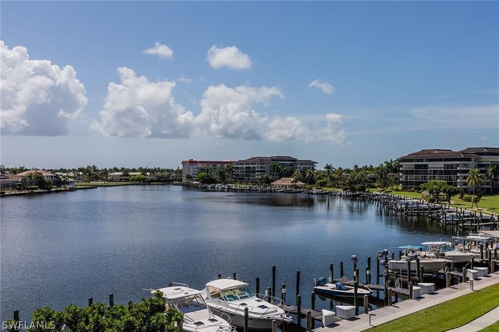 Foto principal - 591 Seaview Ct