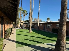 Building Photo - 3815 E 3rd St Building Photo - 3815 E 3rd St