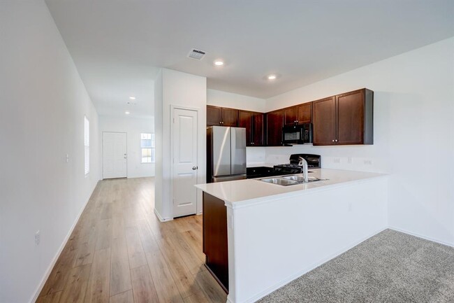 Foto del edificio - 2817 Dezmond Diamond Ct