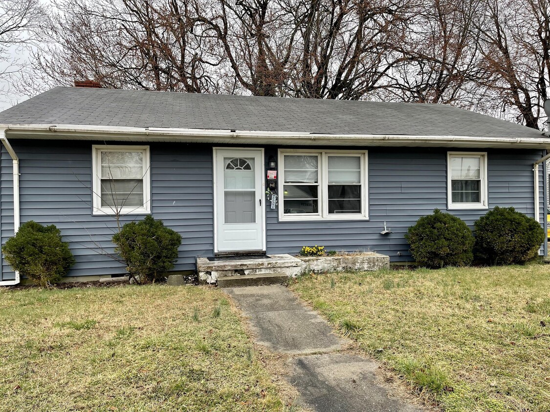Primary Photo - 903 Spring Ave