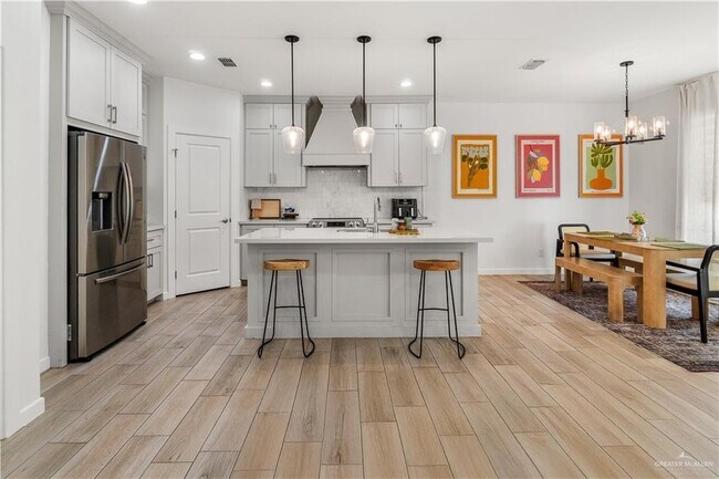 Foto del edificio - 516 W Southland Ave