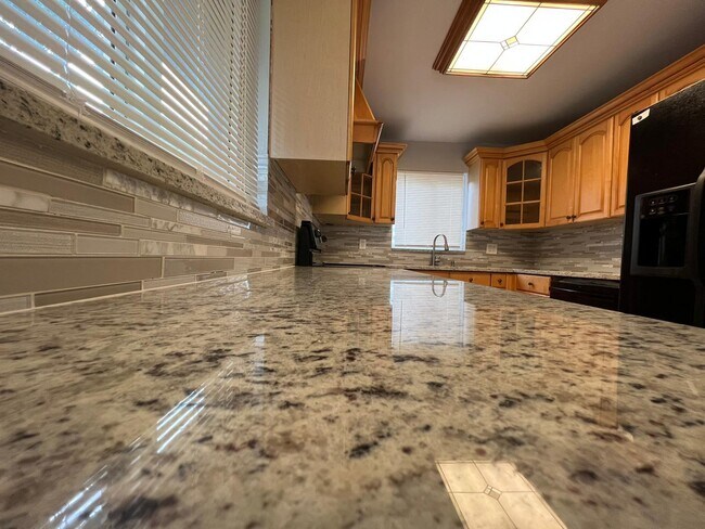 Foto del edificio - 1058 SW 23rd Ave