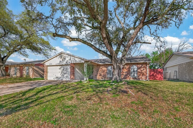 Foto del edificio - 6206 Homeview Dr