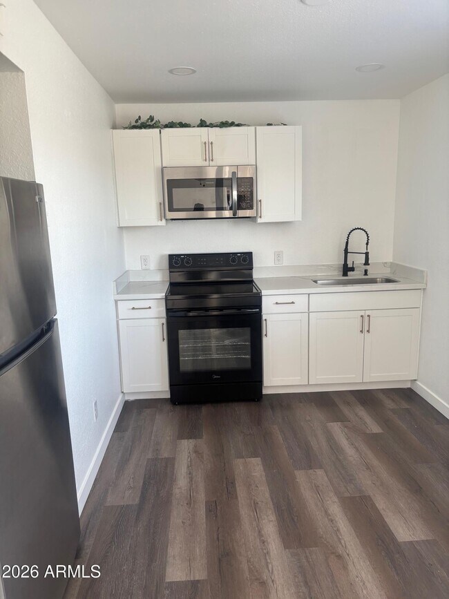 Foto del edificio - 7160 N 53rd Ave