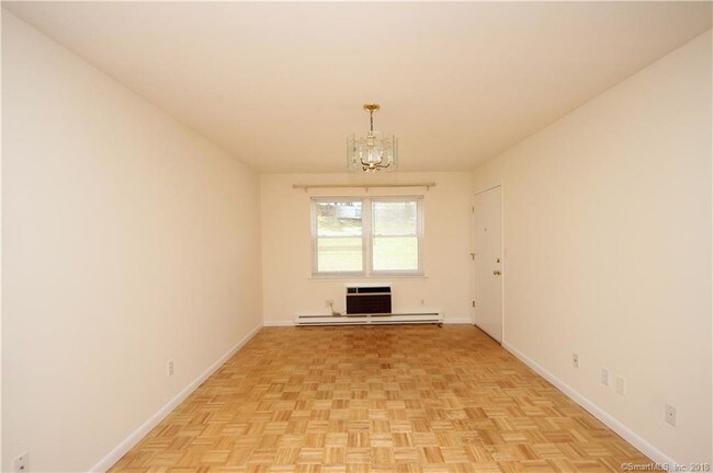 Foto del edificio - 120 Columbus Pl