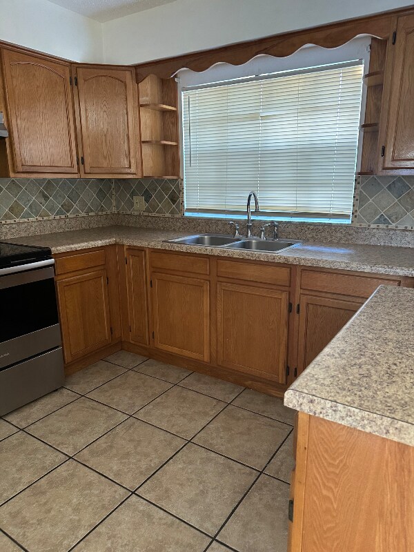 Foto del edificio - 10035 N 53rd St