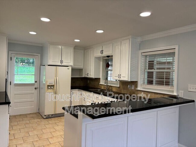 Foto del edificio - 6515 Randy Dr