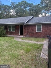 Building Photo - 117 Davis St