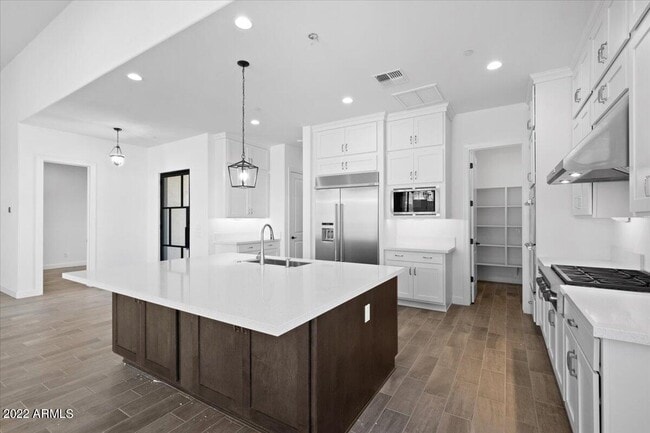 Foto del edificio - 12387 E Black Rock Rd