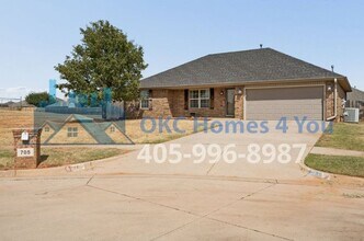 Building Photo - 705 Eastview Ct