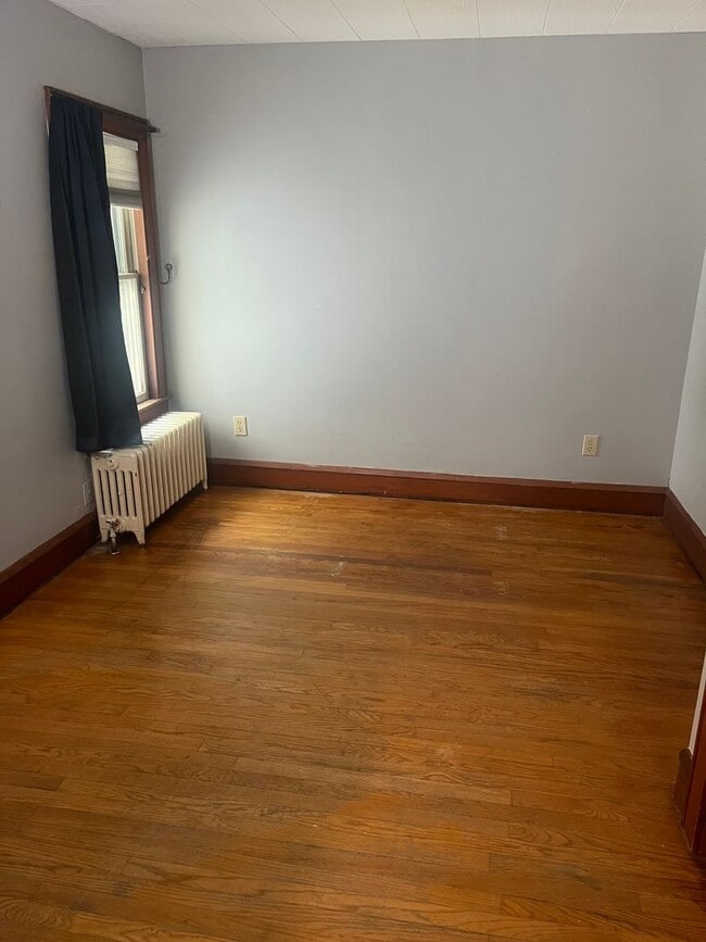 Photo - 228-230 Shelburne Road Apartment