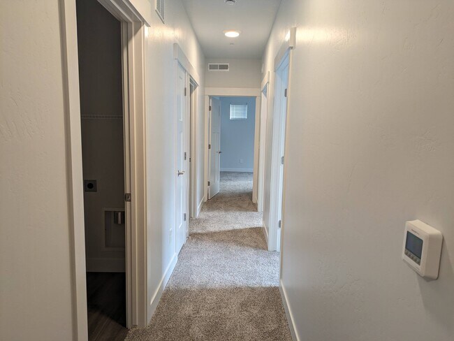 Building Photo - 13516 Maximus Dr