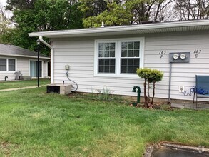 Building Photo - 163 Falmouth Ct